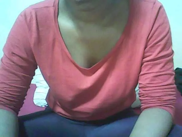 Live sex webcam photo for Noums #273990925