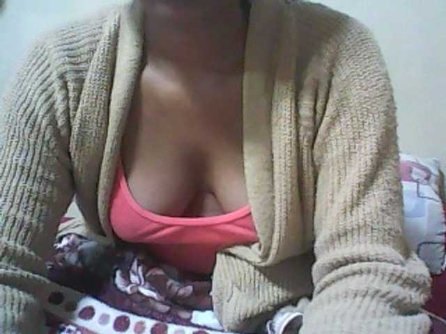 Live sex webcam photo for Noums #274272203