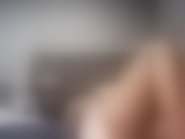 Live sex webcam photo for Ntombie #294312548