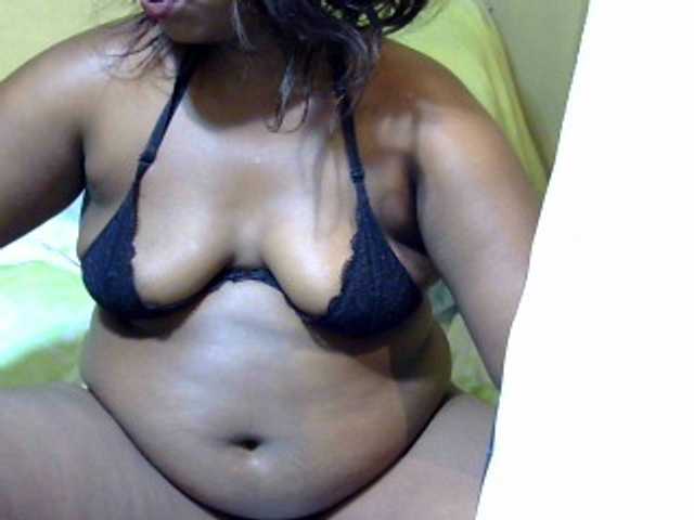 Live sex webcam photo for Nubianqueen88 #272921472