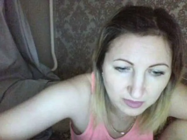 Live sex webcam photo for Nushka1939 #277445831