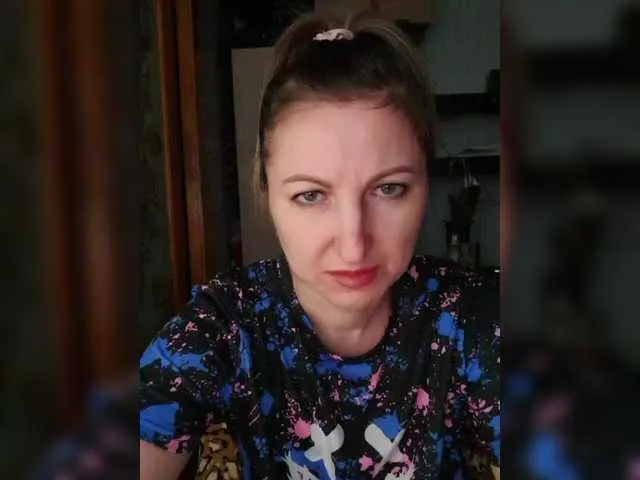 Live sex webcam photo for Nushka1939 #290982012