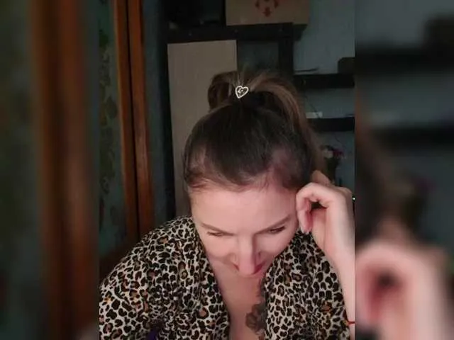 Live sex webcam photo for Nushka1939 #291089466