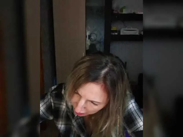 Live sex webcam photo for Nushka1939 #292099728