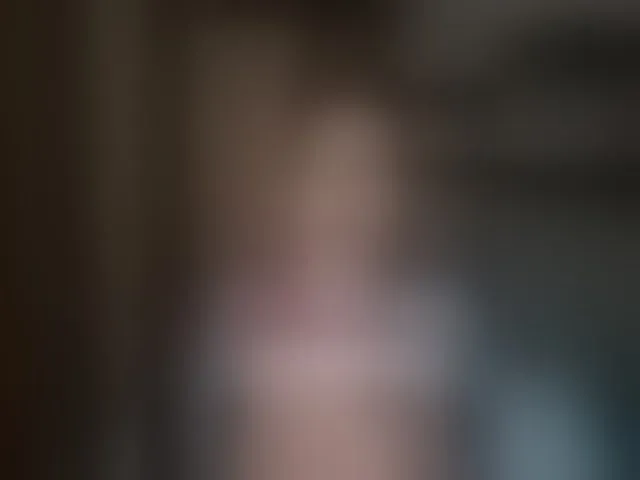 Live sex webcam photo for Nushka1939 #293059978