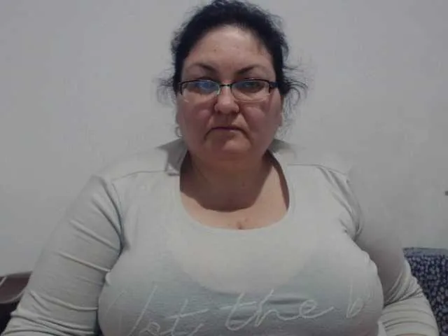 Live sex webcam photo for Nykyxo #276931950