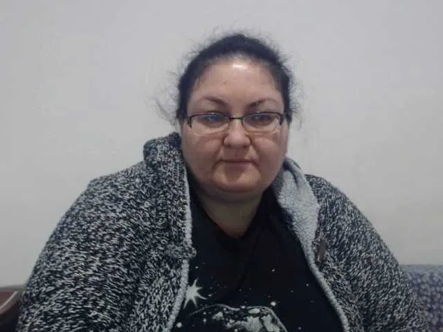 Live sex webcam photo for Nykyxo #276997425