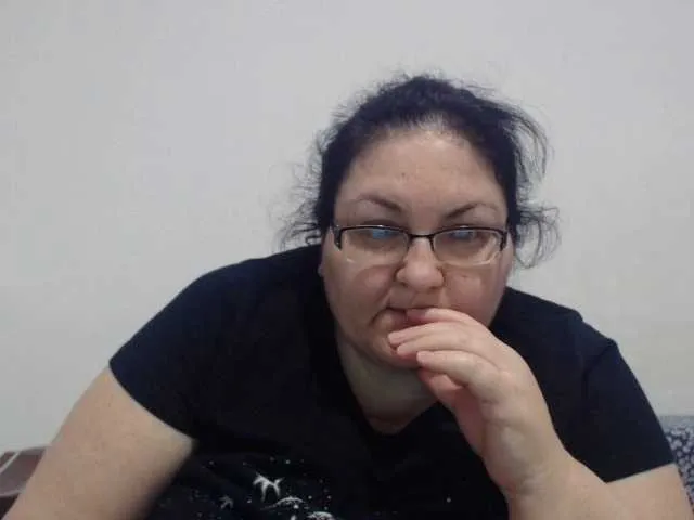 Live sex webcam photo for Nykyxo #277013861