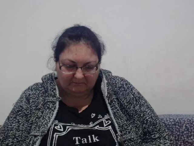 Live sex webcam photo for Nykyxo #277052754