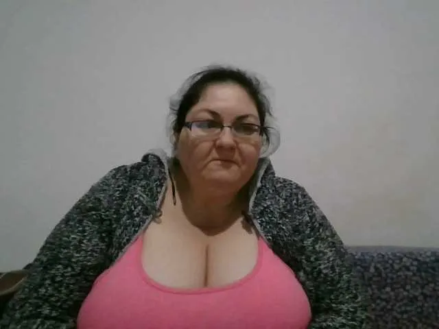 Live sex webcam photo for Nykyxo #277307510