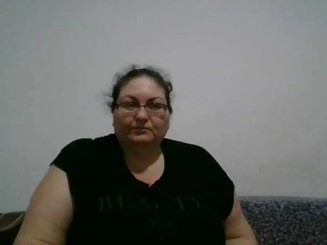 Live sex webcam photo for Nykyxo #277614487