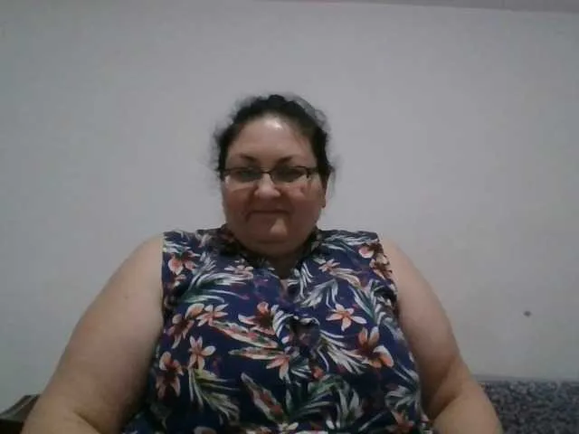 Live sex webcam photo for Nykyxo #277940912