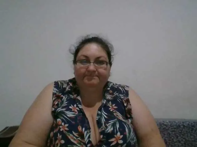 Live sex webcam photo for Nykyxo #278128270