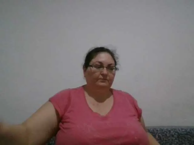 Live sex webcam photo for Nykyxo #278153250