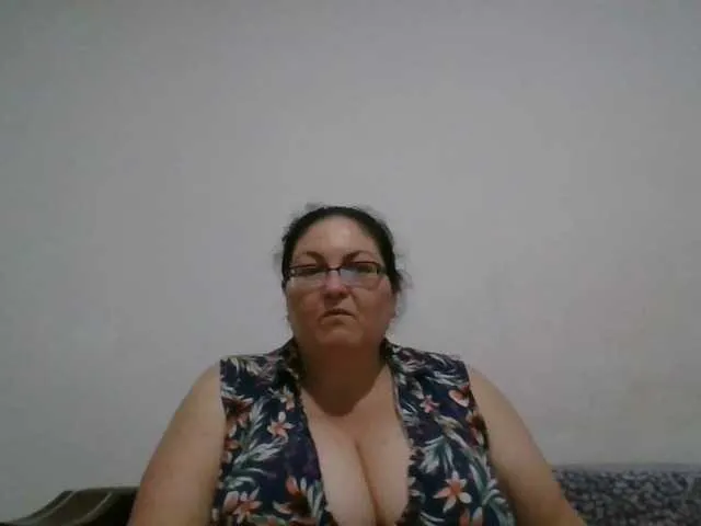 Live sex webcam photo for Nykyxo #282036404