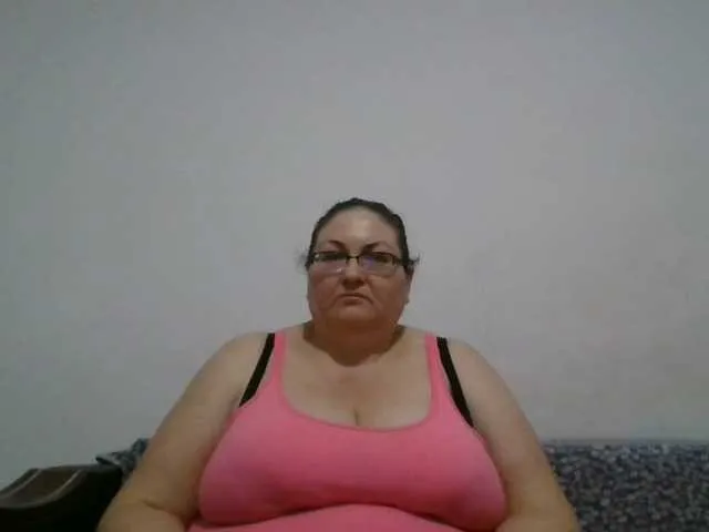 Live sex webcam photo for Nykyxo #288511925