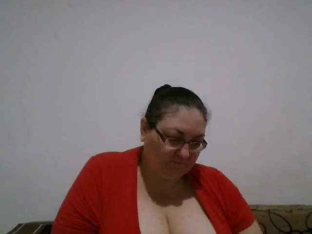 Live sex webcam photo for Nykyxo #290027135