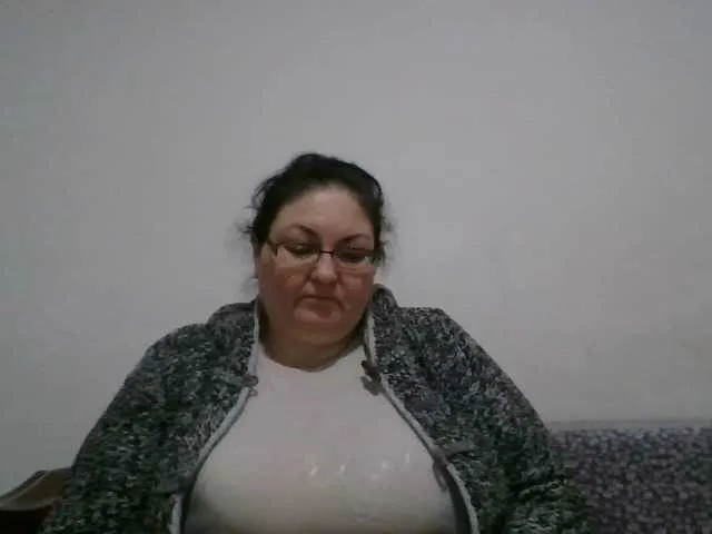 Live sex webcam photo for Nykyxo #290126874