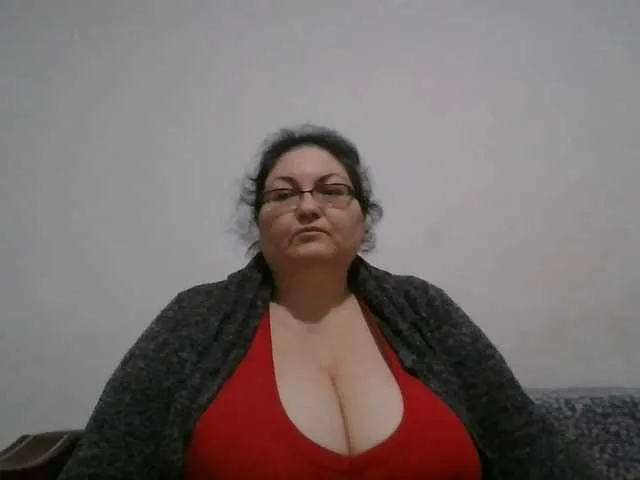 Live sex webcam photo for Nykyxo #290425133