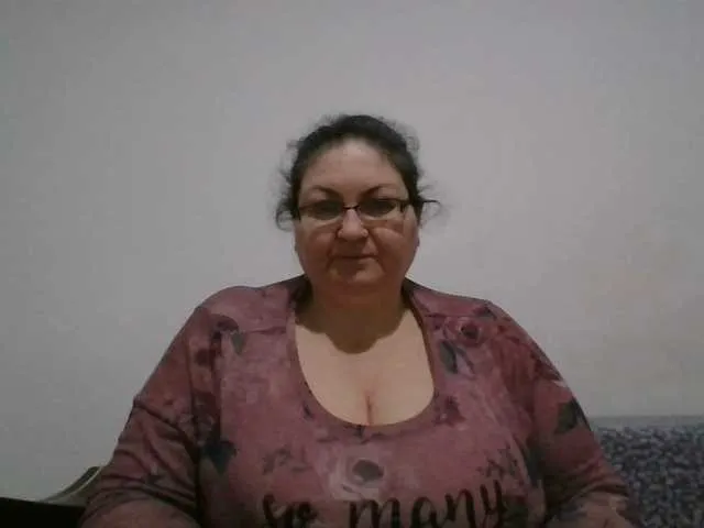 Live sex webcam photo for Nykyxo #290574447