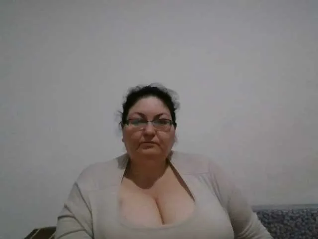 Live sex webcam photo for Nykyxo #290654204