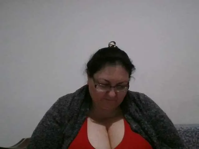 Live sex webcam photo for Nykyxo #290702319