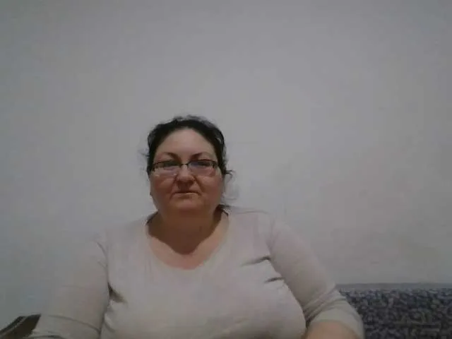 Live sex webcam photo for Nykyxo #290848296