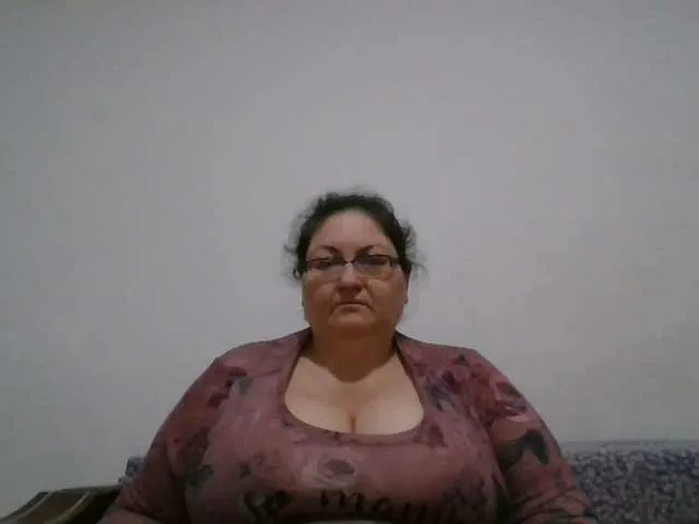 Live sex webcam photo for Nykyxo #291028311