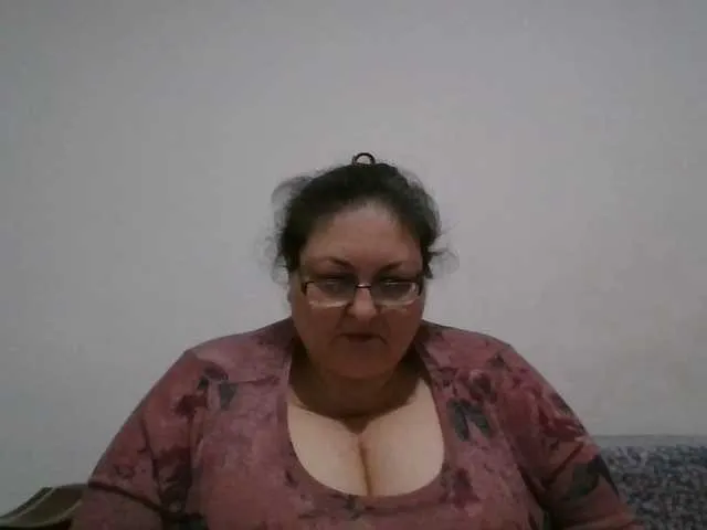 Live sex webcam photo for Nykyxo #291090405