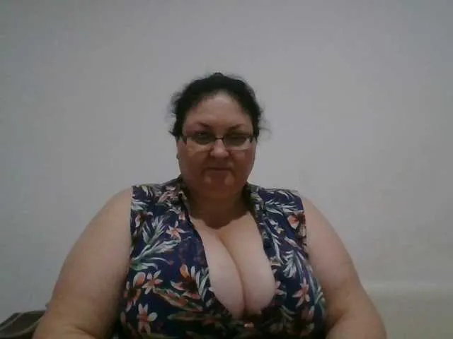 Live sex webcam photo for Nykyxo #291198442