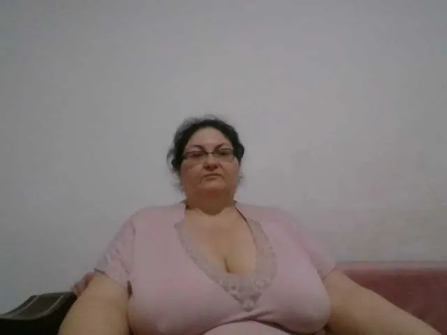Live sex webcam photo for Nykyxo #291353048