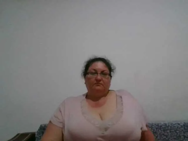 Live sex webcam photo for Nykyxo #291482039