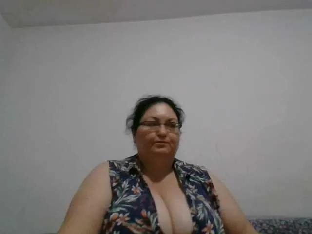 Live sex webcam photo for Nykyxo #291669179