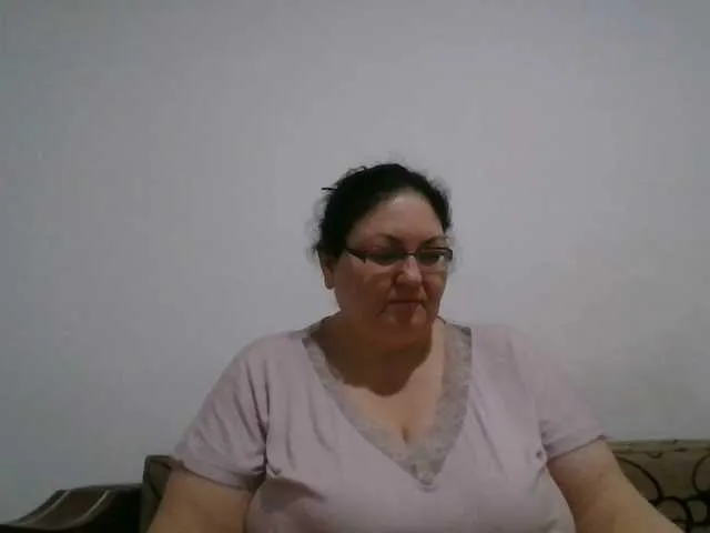 Live sex webcam photo for Nykyxo #291700089