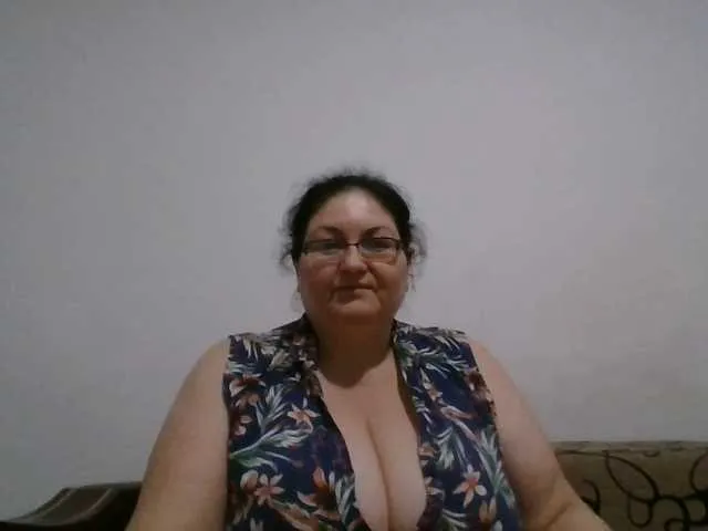 Live sex webcam photo for Nykyxo #291894712