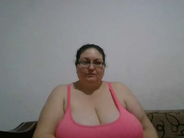 Live sex webcam photo for Nykyxo #291968896