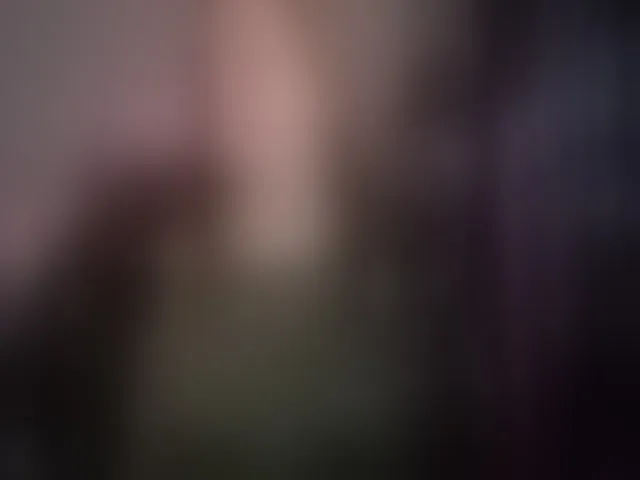 Live sex webcam photo for NylonQueen #292763188