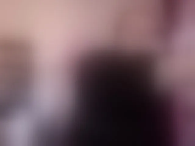 Live sex webcam photo for NylonQueen #293044495