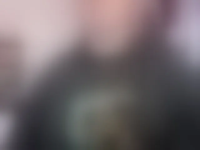 Live sex webcam photo for NylonQueen #293170072