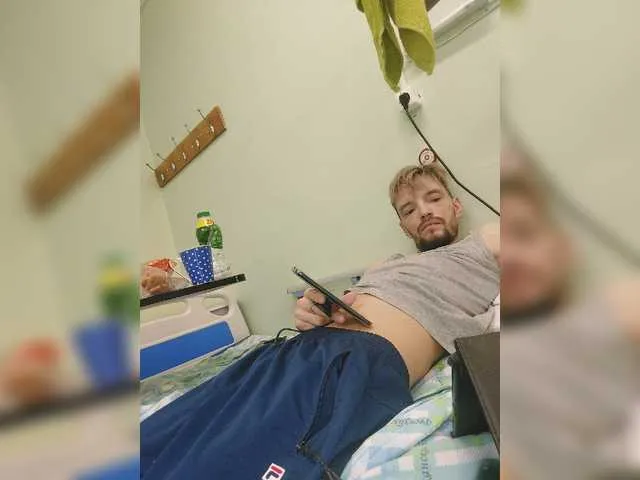 Live sex webcam photo for ORIGINAL-WOLF #273255548