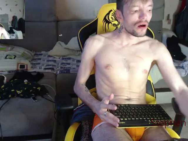 Live sex webcam photo for ORIGINAL-WOLF #273647596