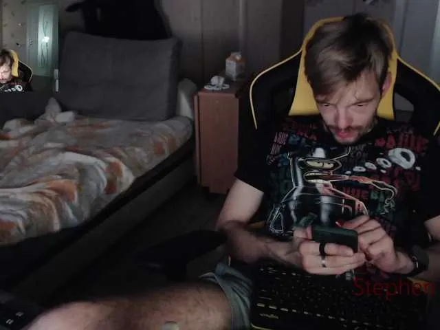 Live sex webcam photo for ORIGINAL-WOLF #273755520