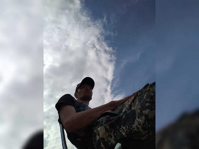 Live sex webcam photo for ORIGINAL-WOLF #274012257