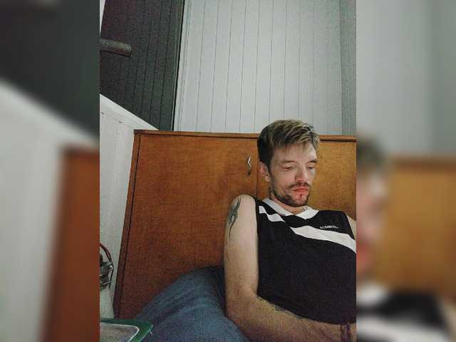 Live sex webcam photo for ORIGINAL-WOLF #274515931