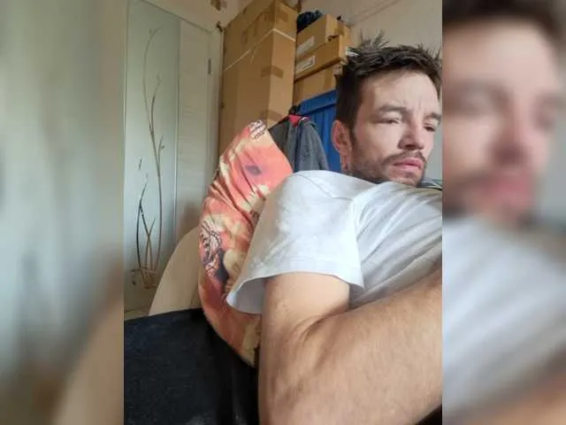 Live sex webcam photo for ORIGINAL-WOLF #275433901