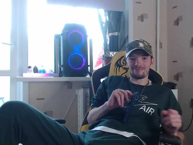 Live sex webcam photo for ORIGINAL-WOLF #276226384