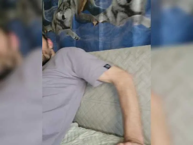 Live sex webcam photo for ORIGINAL-WOLF #289326110