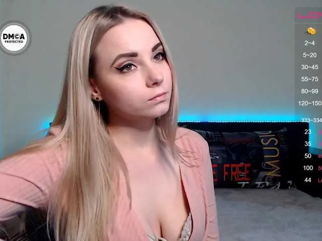 Live sex webcam photo for ORNELLAMUTTY #271801224