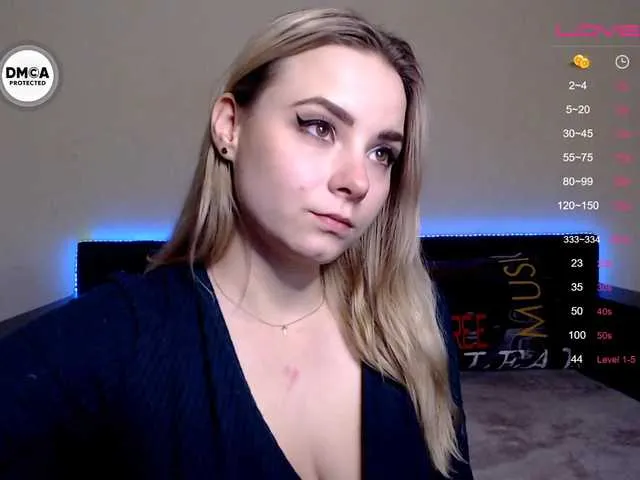 Live sex webcam photo for ORNELLAMUTTY #271968651