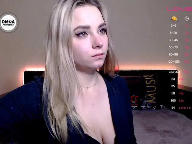 Live sex webcam photo for ORNELLAMUTTY #271982363